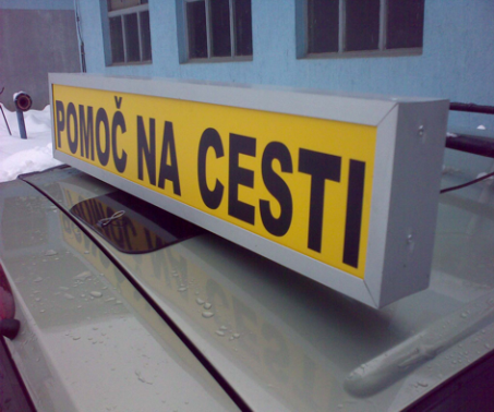 Svetlobne table in napisi